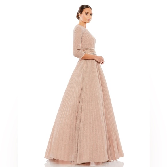 Mac Duggal | Shimmering Metallic Pleated Ballgown In Rose Gold Size 4 NEW #30700 - Picture 11 of 16